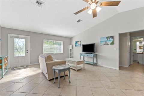 Villa ou maison à vendre à Venice, Floride: 2 chambres, 164.99 m2 № 2416479 - photo 8