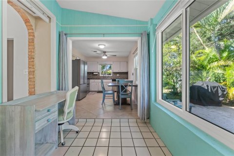 Villa ou maison à vendre à Venice, Floride: 2 chambres, 164.99 m2 № 2416479 - photo 20