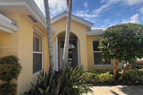 Снять в аренду виллу или дом в Палм Сити, Флорида 3 спальни, 181.35м2, № 2060450 - фото 18