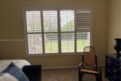 Снять в аренду виллу или дом в Палм Сити, Флорида 3 спальни, 181.35м2, № 2060450 - фото 7