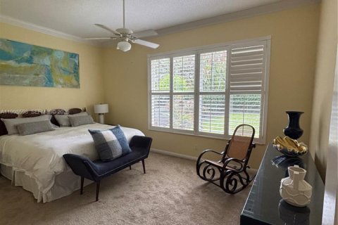 Снять в аренду виллу или дом в Палм Сити, Флорида 3 спальни, 181.35м2, № 2060450 - фото 4