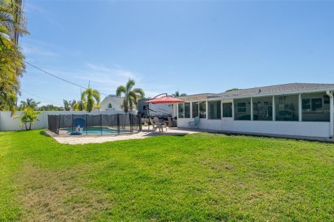 Casa en venta en Saint Petersburg, Florida, 3 dormitorios, 121.05 m2 № 1597842 - foto 26