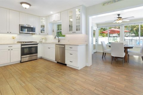 Casa en venta en Saint Petersburg, Florida, 3 dormitorios, 121.05 m2 № 1597842 - foto 8