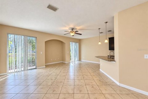 Copropriété à louer à Tampa, Floride: 3 chambres, 164.99 m2 № 2430970 - photo 5