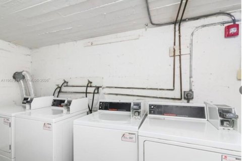 Купить кондоминиум в Майами-Бич, Флорида 1 спальня, 39.76м2, № 2020997 - фото 12