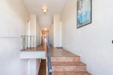 Купить кондоминиум в Майами-Бич, Флорида 1 спальня, 39.76м2, № 2020997 - фото 3