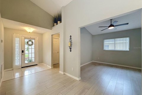Casa en venta en Clermont, Florida, 3 dormitorios, 136.19 m2 № 2280572 - foto 6