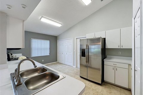 Casa en venta en Clermont, Florida, 3 dormitorios, 136.19 m2 № 2280572 - foto 18