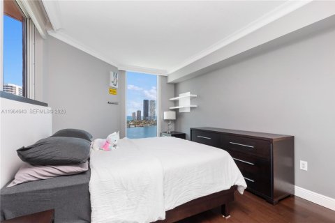 Condo in Aventura, Florida, 2 bedrooms № 2026436 - photo 10