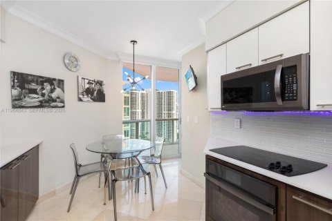 Condo in Aventura, Florida, 2 bedrooms № 2026436 - photo 5