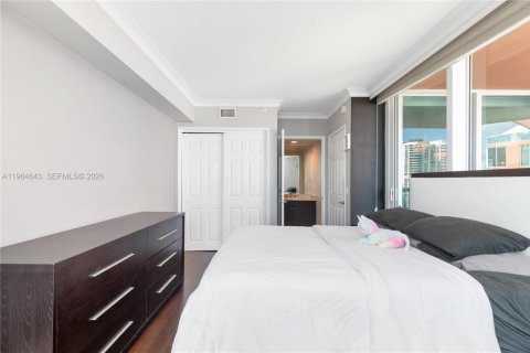 Condo in Aventura, Florida, 2 bedrooms № 2026436 - photo 11