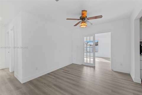 Купить виллу или дом в Майами, Флорида 4 спальни, 196.77м2, № 1986220 - фото 9