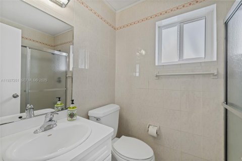 Купить виллу или дом в Майами, Флорида 4 спальни, 196.77м2, № 1986220 - фото 21