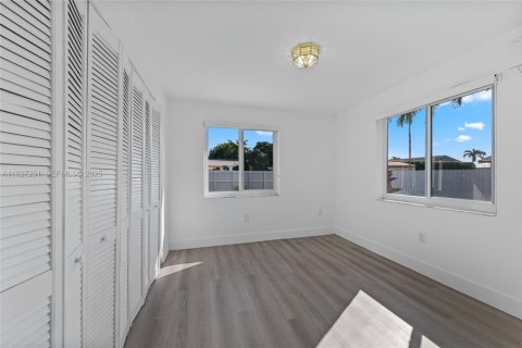 Купить виллу или дом в Майами, Флорида 4 спальни, 196.77м2, № 1986220 - фото 19