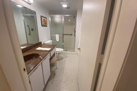Condo in Delray Beach, Florida, 2 bedrooms  № 2171735 - photo 15