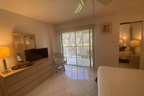 Condo in Delray Beach, Florida, 2 bedrooms  № 2171735 - photo 12