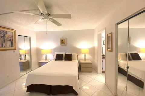 Condo in Delray Beach, Florida, 2 bedrooms  № 2171735 - photo 10