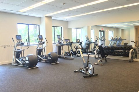 Купить кондоминиум в Майами, Флорида 1 спальня, 62.62м2, № 1931953 - фото 12