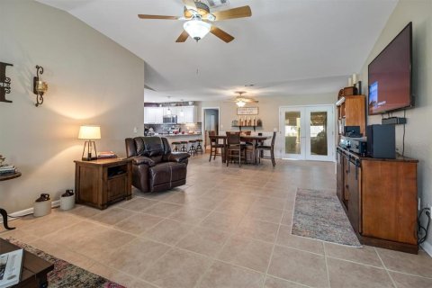 House in Palm Coast, Florida 3 bedrooms, 152.36 sq.m. № 1424575 - photo 17