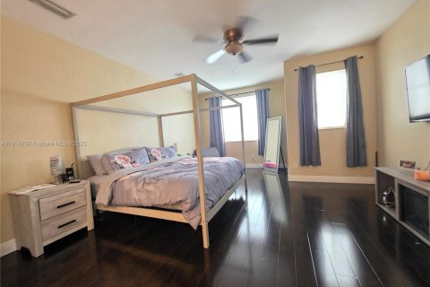 Adosado en alquiler en Miramar, Florida, 3 dormitorios, 167.22 m2 № 1974627 - foto 18