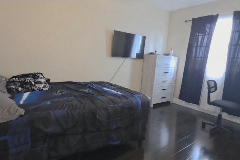 Adosado en alquiler en Miramar, Florida, 3 dormitorios, 167.22 m2 № 1974627 - foto 28