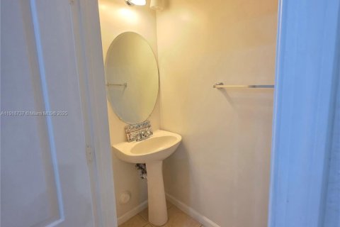 Adosado en alquiler en Miramar, Florida, 3 dormitorios, 167.22 m2 № 1974627 - foto 10