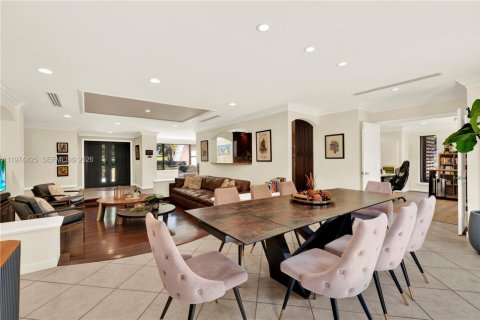 Купить виллу или дом в Мирамар, Флорида 4 спальни, 308.34м2, № 2041366 - фото 14