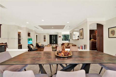 Купить виллу или дом в Мирамар, Флорида 4 спальни, 308.34м2, № 2041366 - фото 16