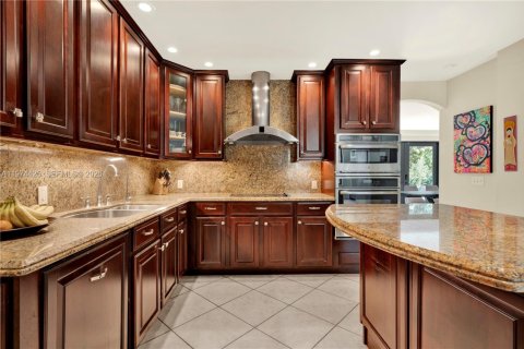 Купить виллу или дом в Мирамар, Флорида 4 спальни, 308.34м2, № 2041366 - фото 21