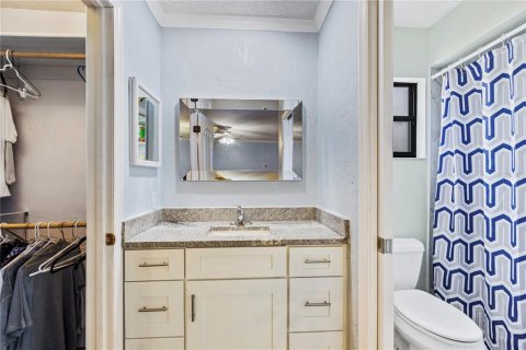House in Edgewater, Florida 3 bedrooms, 143.44 sq.m. № 1733340 - photo 21