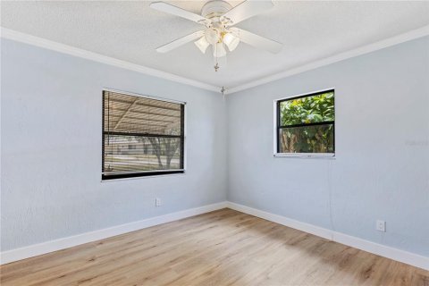 House in Edgewater, Florida 3 bedrooms, 143.44 sq.m. № 1733340 - photo 14