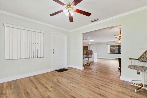 House in Edgewater, Florida 3 bedrooms, 143.44 sq.m. № 1733340 - photo 12