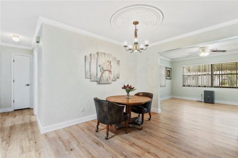 House in Edgewater, Florida 3 bedrooms, 143.44 sq.m. № 1733340 - photo 9