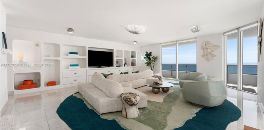 Condominio en Miami Beach, Florida, 5 dormitorios  № 1700326