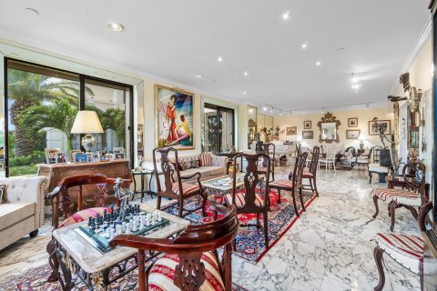 Купить кондоминиум в Палм-Бич, Флорида 7 комнат, 209.96м2, № 2241662 - фото 4
