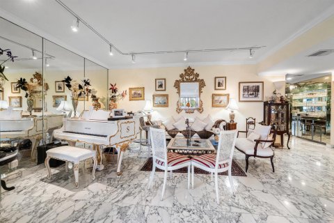 Купить кондоминиум в Палм-Бич, Флорида 7 комнат, 209.96м2, № 2241662 - фото 22