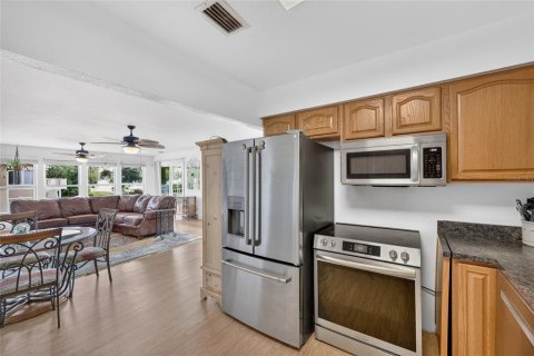 Casa en venta en Summerfield, Florida, 3 dormitorios, 213.12 m2 № 2226142 - foto 17