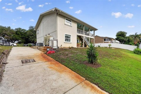 Casa en venta en Summerfield, Florida, 3 dormitorios, 213.12 m2 № 2226142 - foto 2