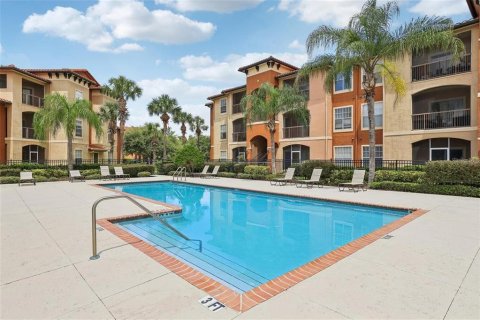 Condo in Orlando, Florida, 3 bedrooms  № 1570662 - photo 18
