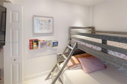 Condominio en alquiler en Miami Beach, Florida, 2 dormitorios, 88.26 m2 № 1882677 - foto 15