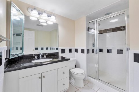 Copropriété à vendre à Boca Raton, Floride: 2 chambres, 112.97 m2 № 2241471 - photo 19