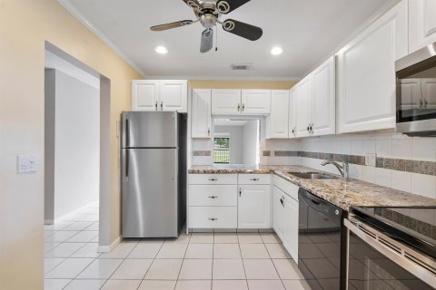 Copropriété à vendre à Boca Raton, Floride: 2 chambres, 112.97 m2 № 2241471 - photo 6