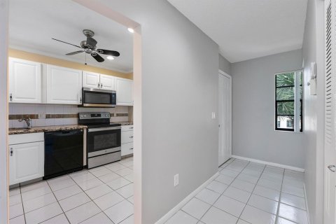 Copropriété à vendre à Boca Raton, Floride: 2 chambres, 112.97 m2 № 2241471 - photo 12