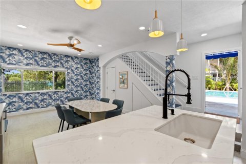 Villa ou maison à louer à Miami, Floride: 4 chambres, 232.26 m2 № 2046699 - photo 22