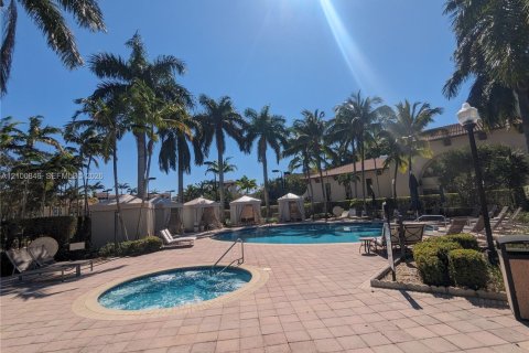 Townhouse in Sunrise, Florida 3 bedrooms, 173.26 sq.m. № 2401638 - photo 27