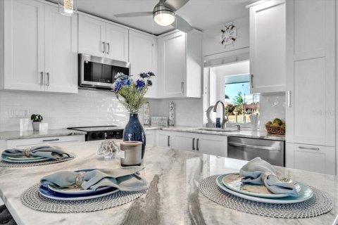 Villa ou maison à vendre à Punta Gorda, Floride: 3 chambres, 134.71 m2 № 2101567 - photo 8