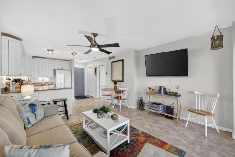 Condominio en venta en St. Lucie, Florida, 1 dormitorio, 64.01 m2 № 2085298 - foto 12