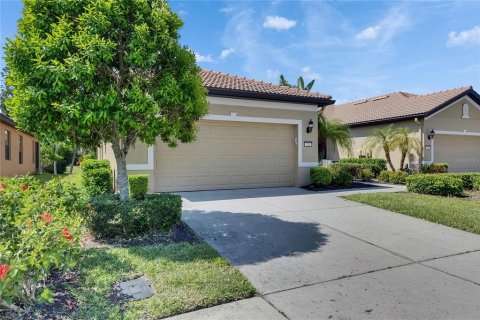 House in Apollo Beach, Florida 2 bedrooms, 150.13 sq.m. № 1914487 - photo 7