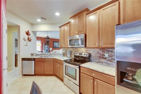 House in Apollo Beach, Florida 2 bedrooms, 150.13 sq.m. № 1914487 - photo 21