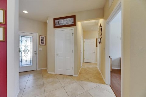 House in Apollo Beach, Florida 2 bedrooms, 150.13 sq.m. № 1914487 - photo 15